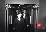 Image Winston Churchill et Lady Churchill Washington DC USA, 1953, de la seconde 4 séquences d'archives historiques vidéo 65675037946