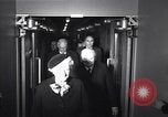 Image Winston Churchill et Lady Churchill Washington DC USA, 1953, de la seconde 6 séquences d'archives historiques vidéo 65675037946