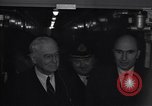 Image Winston Churchill et Lady Churchill Washington DC USA, 1953, de la seconde 13 séquences d'archives historiques vidéo 65675037946