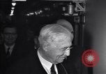 Image Winston Churchill et Lady Churchill Washington DC USA, 1953, de la seconde 15 séquences d'archives historiques vidéo 65675037946