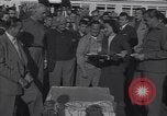 Standbild Henry Cotton gewinnt bei Greenbrier 1948 White Sulphur Springs West Virginia USA, 1948, aus Sekunde 18 historischem Filmmaterial Videoclip 65675037950