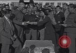 Standbild Henry Cotton gewinnt bei Greenbrier 1948 White Sulphur Springs West Virginia USA, 1948, aus Sekunde 20 historischem Filmmaterial Videoclip 65675037950