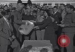 Standbild Henry Cotton gewinnt bei Greenbrier 1948 White Sulphur Springs West Virginia USA, 1948, aus Sekunde 24 historischem Filmmaterial Videoclip 65675037950