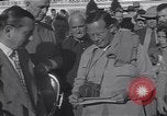 Standbild Henry Cotton gewinnt bei Greenbrier 1948 White Sulphur Springs West Virginia USA, 1948, aus Sekunde 44 historischem Filmmaterial Videoclip 65675037950