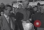 Standbild Henry Cotton gewinnt bei Greenbrier 1948 White Sulphur Springs West Virginia USA, 1948, aus Sekunde 55 historischem Filmmaterial Videoclip 65675037950