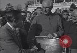Standbild Henry Cotton gewinnt bei Greenbrier 1948 White Sulphur Springs West Virginia USA, 1948, aus Sekunde 57 historischem Filmmaterial Videoclip 65675037950