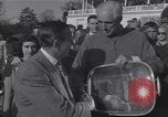 Standbild Henry Cotton gewinnt bei Greenbrier 1948 White Sulphur Springs West Virginia USA, 1948, aus Sekunde 58 historischem Filmmaterial Videoclip 65675037950