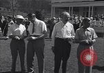 Immagine di Il Duca di Windsor gioca a golf White Sulphur Springs West Virginia USA, 1948, secondo 4 filmato di repertorio 65675037952