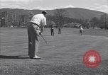 Immagine di Il Duca di Windsor gioca a golf White Sulphur Springs West Virginia USA, 1948, secondo 33 filmato di repertorio 65675037952