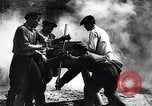 Standbild Sowjetische Truppen greifen Deutsche in Haus-zu-Haus-Schlachten in ein Stadt Moskau Russland Sowjetunion, 1941, aus Sekunde 10 historischem Filmmaterial Videoclip 65675037964