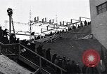 Standbild Sowjetische Truppen greifen Deutsche in Haus-zu-Haus-Schlachten in ein Stadt Moskau Russland Sowjetunion, 1941, aus Sekunde 16 historischem Filmmaterial Videoclip 65675037964