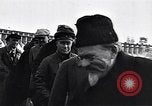 Standbild Sowjetische Truppen greifen Deutsche in Haus-zu-Haus-Schlachten in ein Stadt Moskau Russland Sowjetunion, 1941, aus Sekunde 24 historischem Filmmaterial Videoclip 65675037964