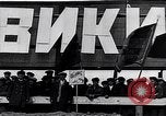 Standbild Sowjetische Truppen greifen Deutsche in Haus-zu-Haus-Schlachten in ein Stadt Moskau Russland Sowjetunion, 1941, aus Sekunde 27 historischem Filmmaterial Videoclip 65675037964