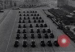 Standbild Sowjetische Truppen greifen Deutsche in Haus-zu-Haus-Schlachten in ein Stadt Moskau Russland Sowjetunion, 1941, aus Sekunde 41 historischem Filmmaterial Videoclip 65675037964