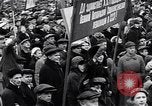 Standbild Sowjetische Truppen greifen Deutsche in Haus-zu-Haus-Schlachten in ein Stadt Moskau Russland Sowjetunion, 1941, aus Sekunde 54 historischem Filmmaterial Videoclip 65675037964