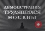 Image les gens de Moscou Parade Moscou Russie Union Soviétique, 1952, de la seconde 7 séquences d'archives historiques vidéo 65675037975