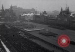 Image les gens de Moscou Parade Moscou Russie Union Soviétique, 1952, de la seconde 22 séquences d'archives historiques vidéo 65675037975