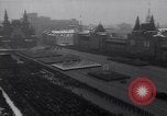 Image les gens de Moscou Parade Moscou Russie Union Soviétique, 1952, de la seconde 23 séquences d'archives historiques vidéo 65675037975