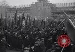 Image les gens de Moscou Parade Moscou Russie Union Soviétique, 1952, de la seconde 32 séquences d'archives historiques vidéo 65675037975