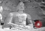 Standbild Statue von Buddha China, 1940, aus Sekunde 54 historischem Filmmaterial Videoclip 65675037980