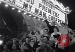 Standbild Mein Mann Godfrey Film Premier Los Angeles California USA, 1957, aus Sekunde 19 historischem Filmmaterial Videoclip 65675037997