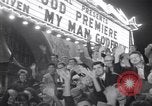 Standbild Mein Mann Godfrey Film Premier Los Angeles California USA, 1957, aus Sekunde 25 historischem Filmmaterial Videoclip 65675037997