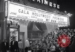 Standbild Mein Mann Godfrey Film Premier Los Angeles California USA, 1957, aus Sekunde 31 historischem Filmmaterial Videoclip 65675037997