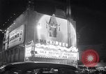 Standbild Mein Mann Godfrey Film Premier Los Angeles California USA, 1957, aus Sekunde 57 historischem Filmmaterial Videoclip 65675037997