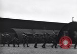 Image Parachutistes Royaume-Uni, 1944, de la seconde 40 séquences d'archives historiques vidéo 65675038002