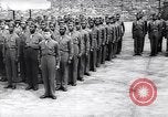 Standbild Negro Soldaten Astoria New York USA, 1945, aus Sekunde 5 historischem Filmmaterial Videoclip 65675038003