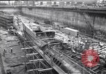 Standbild Das U-Boot USS Redfin Philadelphia Pennsylvania USA, 1951, aus Sekunde 16 historischem Filmmaterial Videoclip 65675038016
