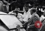 Image Visites de la délégation britannique Mau Mau Kenya, 1955, de la seconde 14 séquences d'archives historiques vidéo 65675038018