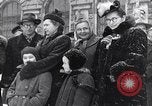 Standbild sowjetische und amerikanische Soldaten Moskau Russland Sowjetunion, 1945, aus Sekunde 62 historischem Filmmaterial Videoclip 65675038019
