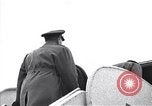 Standbild Allgemeine Van Flotte Athen Griechenland Syntagma Square, 1948, aus Sekunde 62 historischem Filmmaterial Videoclip 65675038021