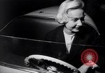 Image International Auto Show New York City USA, 1956, de la seconde 20 séquences d'archives historiques vidéo 65675038024