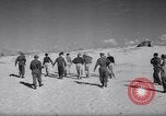 Immagine di Le forze britanniche intercettare illegale di immigrati ebrei Palestina, 1947, secondo 18 filmato di repertorio 65675038027