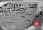 Standbild britischen Verhängung des Kriegsrechts in Eretz Israel Tel Aviv Palästina, 1947, aus Sekunde 5 historischem Filmmaterial Videoclip 65675038028