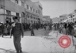 Standbild britischen Verhängung des Kriegsrechts in Eretz Israel Tel Aviv Palästina, 1947, aus Sekunde 15 historischem Filmmaterial Videoclip 65675038028
