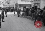 Standbild britischen Verhängung des Kriegsrechts in Eretz Israel Tel Aviv Palästina, 1947, aus Sekunde 26 historischem Filmmaterial Videoclip 65675038028
