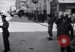 Standbild britischen Verhängung des Kriegsrechts in Eretz Israel Tel Aviv Palästina, 1947, aus Sekunde 31 historischem Filmmaterial Videoclip 65675038028
