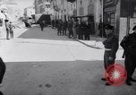 Standbild britischen Verhängung des Kriegsrechts in Eretz Israel Tel Aviv Palästina, 1947, aus Sekunde 32 historischem Filmmaterial Videoclip 65675038028
