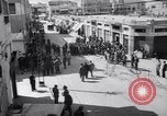 Standbild britischen Verhängung des Kriegsrechts in Eretz Israel Tel Aviv Palästina, 1947, aus Sekunde 39 historischem Filmmaterial Videoclip 65675038028