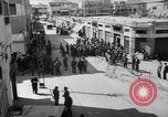 Standbild britischen Verhängung des Kriegsrechts in Eretz Israel Tel Aviv Palästina, 1947, aus Sekunde 41 historischem Filmmaterial Videoclip 65675038028
