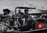 Standbild britischen Verhängung des Kriegsrechts in Eretz Israel Tel Aviv Palästina, 1947, aus Sekunde 54 historischem Filmmaterial Videoclip 65675038028