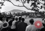 Standbild britische Truppen Verhängung des Kriegsrechts Tel Aviv Palästina, 1947, aus Sekunde 21 historischem Filmmaterial Videoclip 65675038029