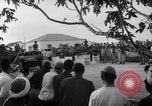 Standbild britische Truppen Verhängung des Kriegsrechts Tel Aviv Palästina, 1947, aus Sekunde 23 historischem Filmmaterial Videoclip 65675038029