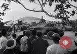 Standbild britische Truppen Verhängung des Kriegsrechts Tel Aviv Palästina, 1947, aus Sekunde 29 historischem Filmmaterial Videoclip 65675038029