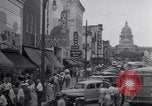 Standbild Zwerg Familie mit Baby Austin Texas USA, 1950, aus Sekunde 4 historischem Filmmaterial Videoclip 65675038030
