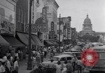 Standbild Zwerg Familie mit Baby Austin Texas USA, 1950, aus Sekunde 11 historischem Filmmaterial Videoclip 65675038030