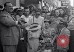 Standbild Zwerg Familie mit Baby Austin Texas USA, 1950, aus Sekunde 35 historischem Filmmaterial Videoclip 65675038030